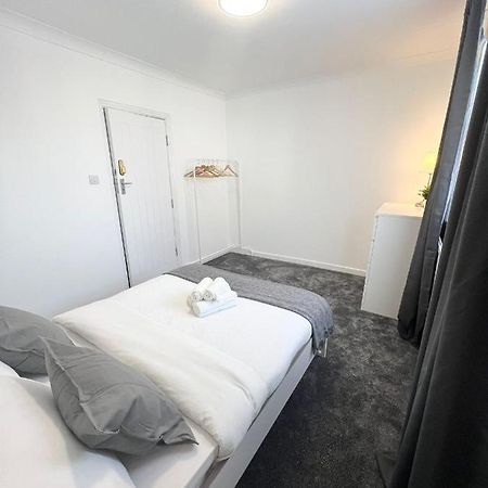 Stunning Flat In Greater London Exterior photo