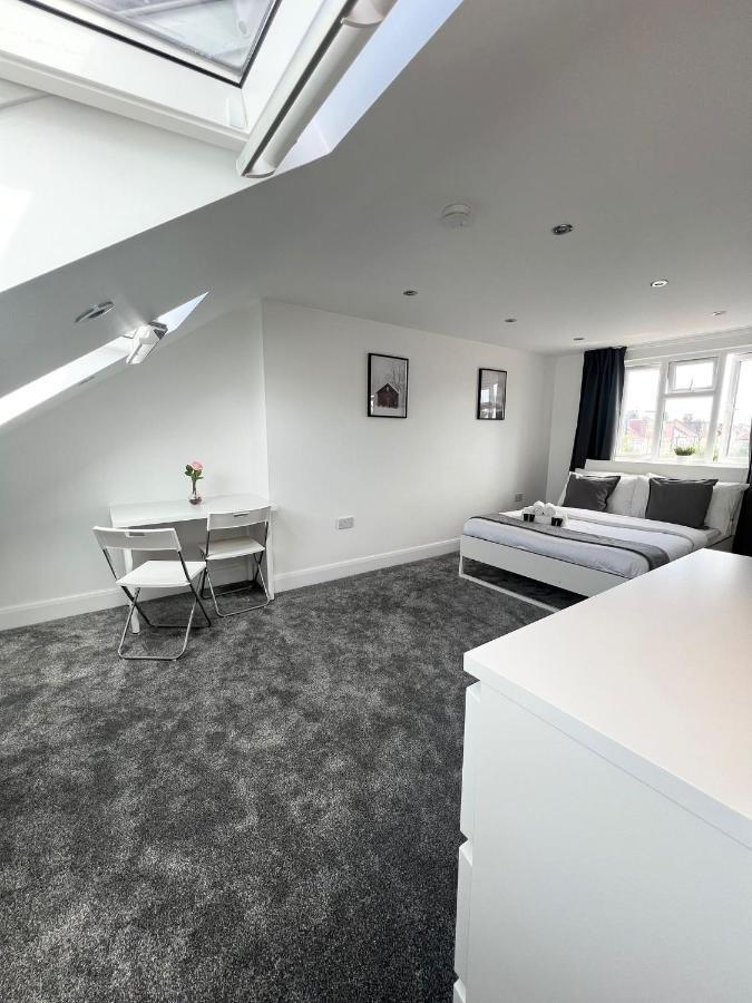 Stunning Flat In Greater London Exterior photo