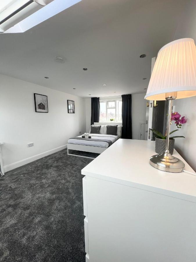 Stunning Flat In Greater London Exterior photo