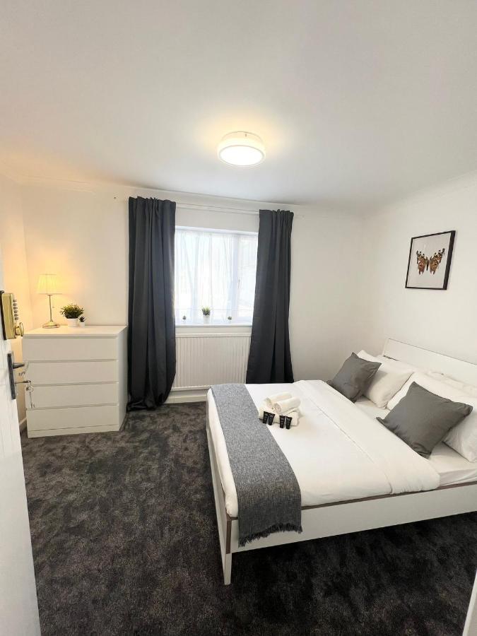 Stunning Flat In Greater London Exterior photo