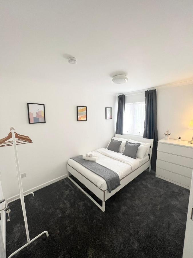 Stunning Flat In Greater London Exterior photo